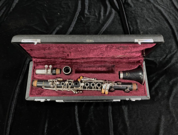 Photo Exc Condition Professional Yamaha YCL-681 Wood Eb Clarinet - Serial # 01215